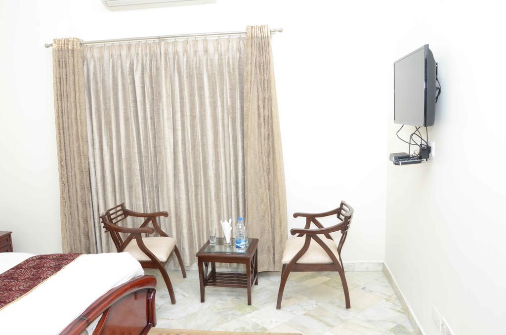 Namaste Apartments New Delhi Extérieur photo
